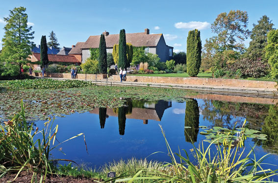 Dickinsons Coach Travel Holidays and Day Trips - RHS Hyde Hall Gardens